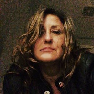 Meet your Posher, Carrie